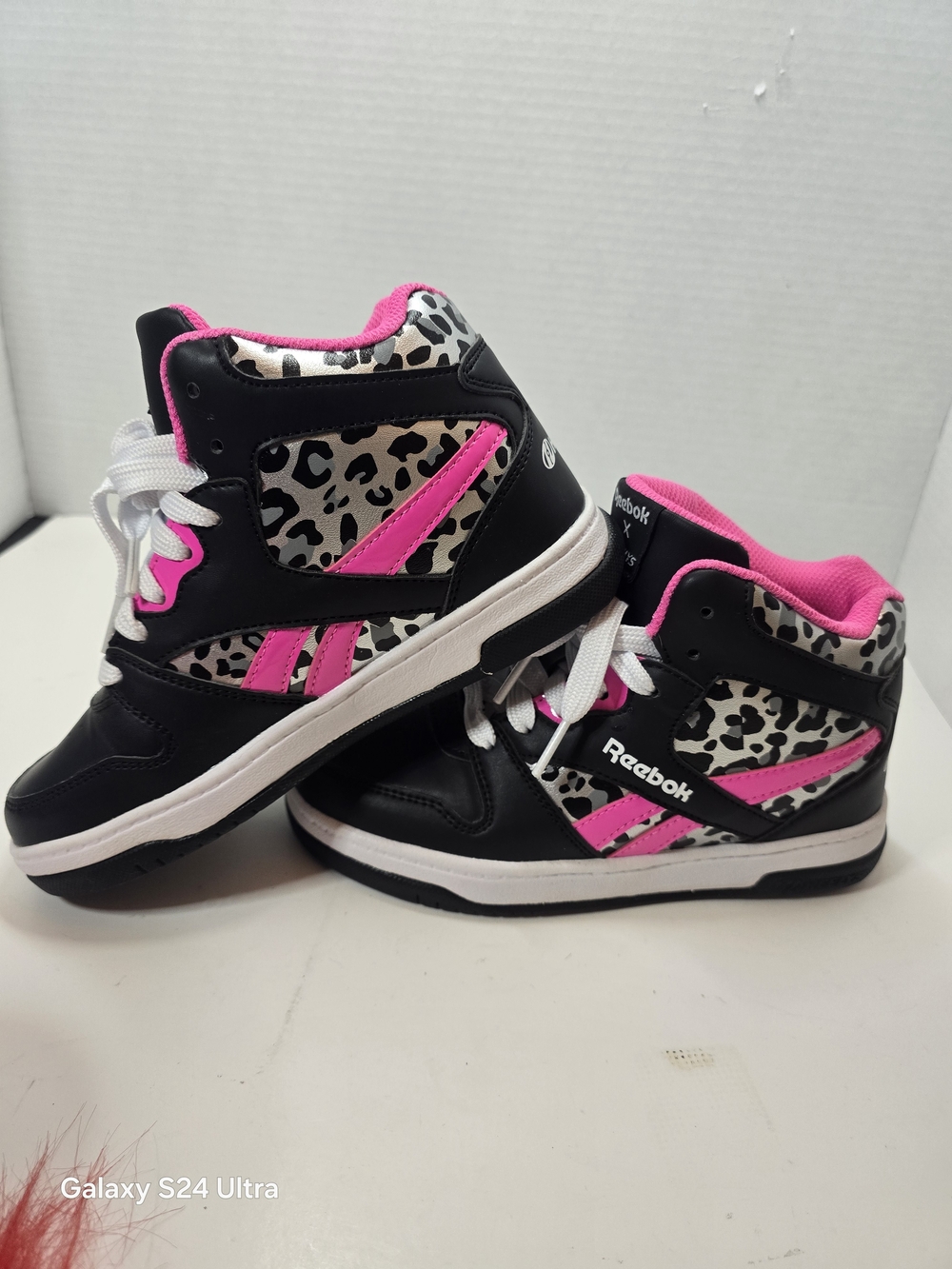 Reebok Kids Black, Hot Pink & Silver High-Top Sneakers with Leopard Print - Picture 4 of 7